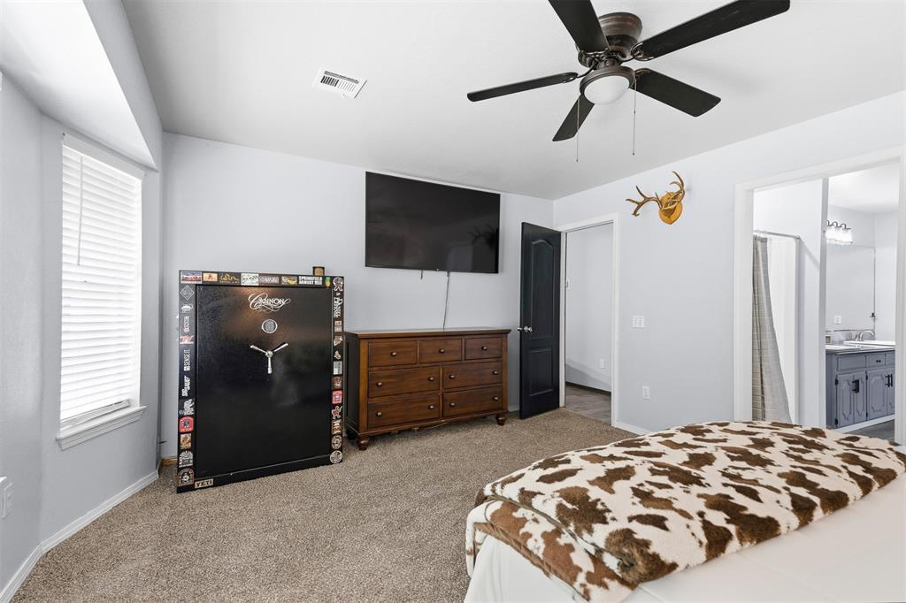 127 Tanglewood Drive Property Photo 17