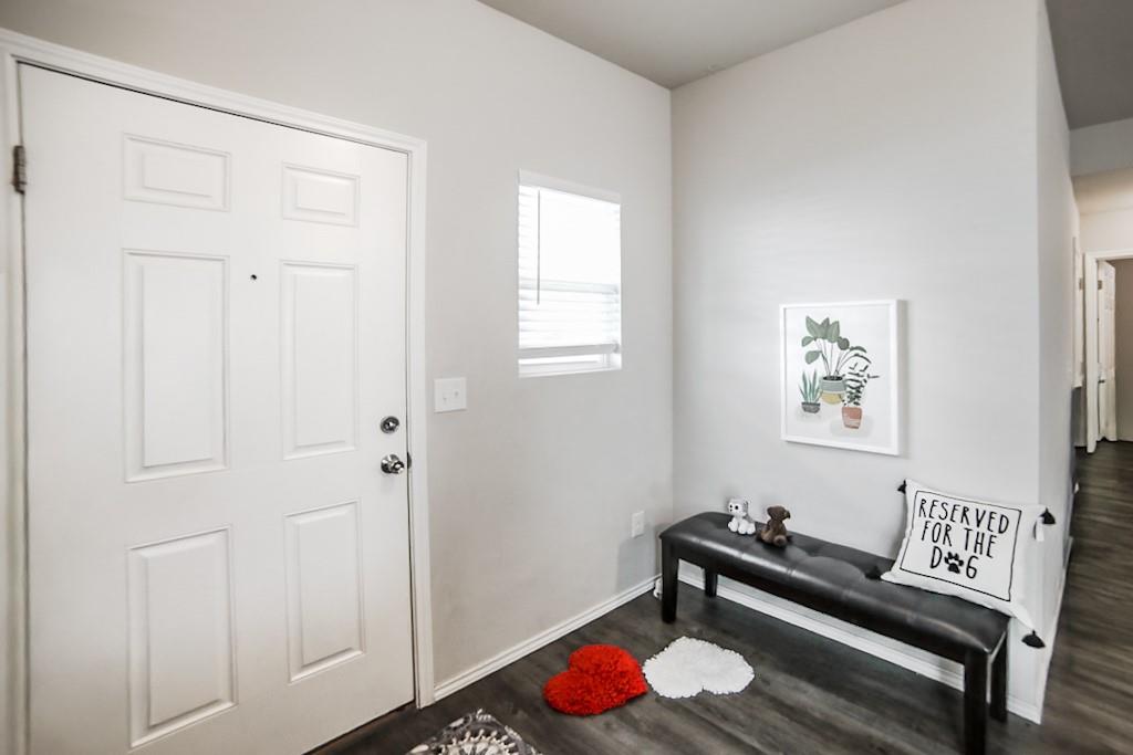 11637 Jude Way Property Photo 5