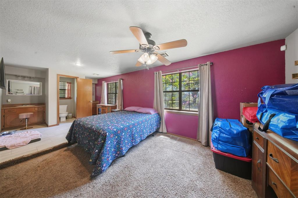 662 S Range Road Property Photo 16