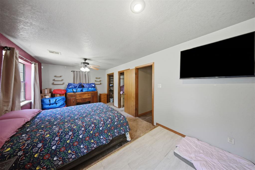 662 S Range Road Property Photo 18