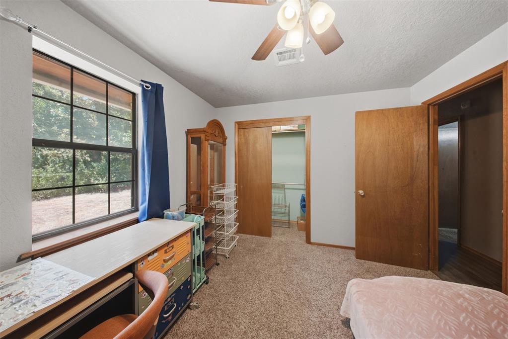 662 S Range Road Property Photo 21