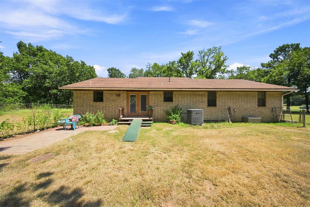 662 S Range Road Property Photo 24
