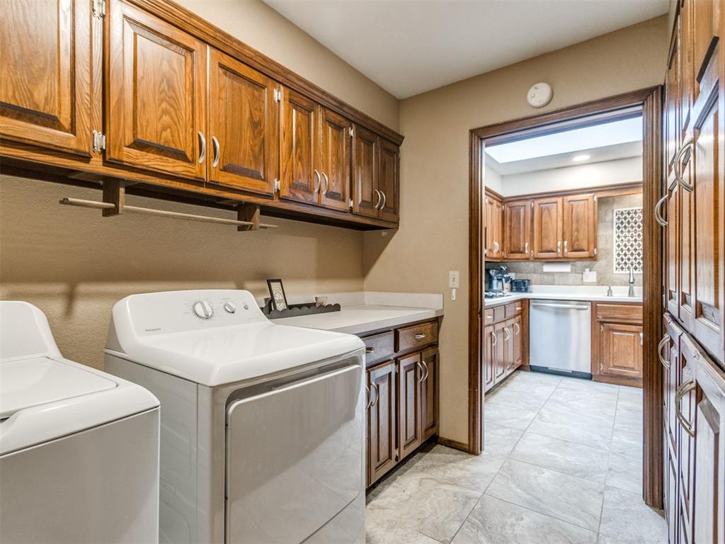 1615 Fox Hollow Ridge Property Photo 44