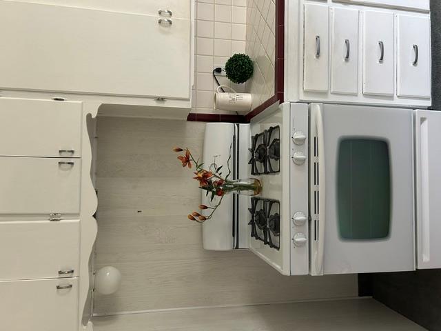 3228 Nw 41st Street Property Photo 3