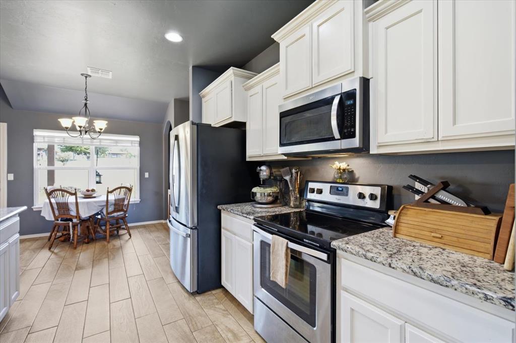 1301 Hillside Terrace Property Photo 16