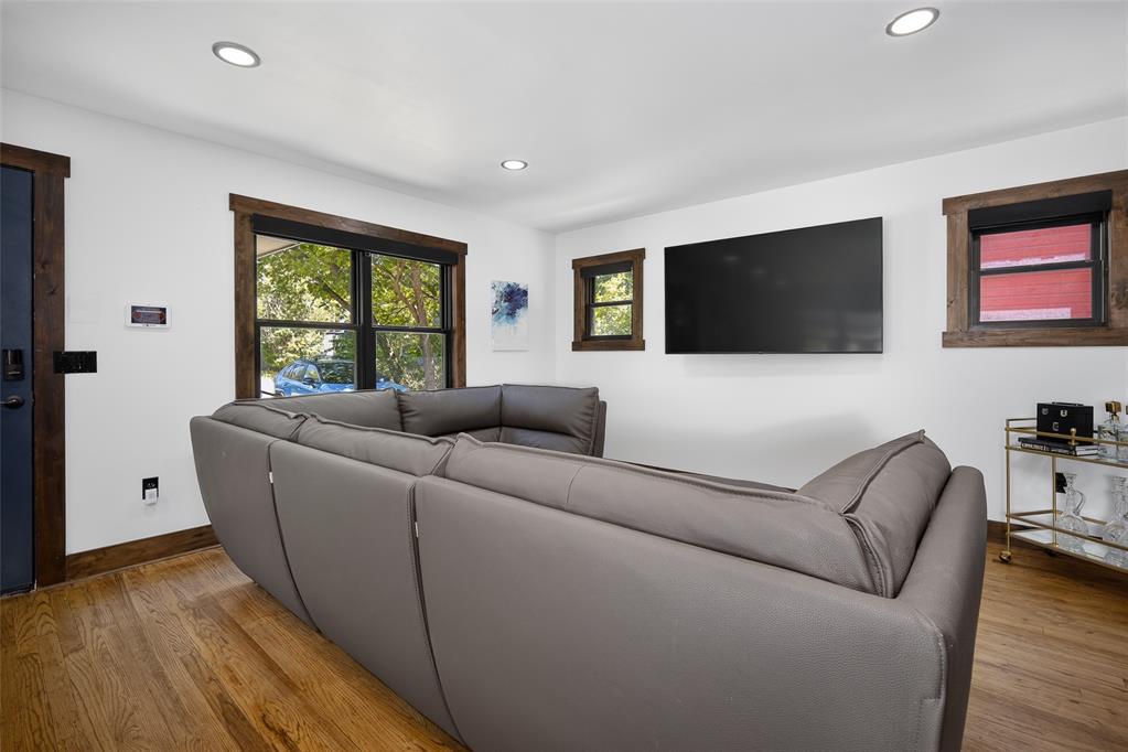 1320 Classen Boulevard Property Photo 10
