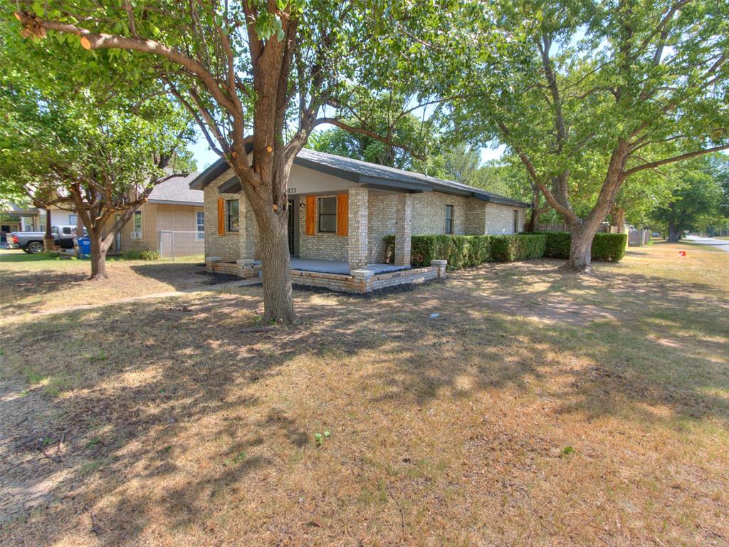 833 S Ellison Avenue Property Photo 3