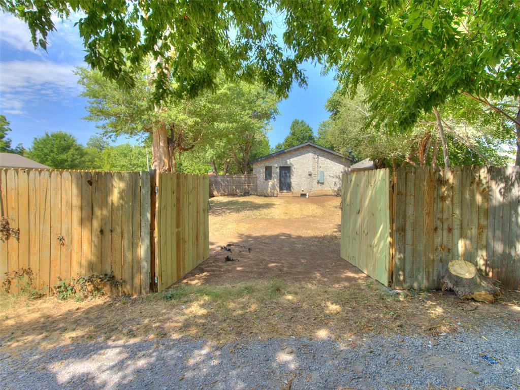833 S Ellison Avenue Property Photo 4