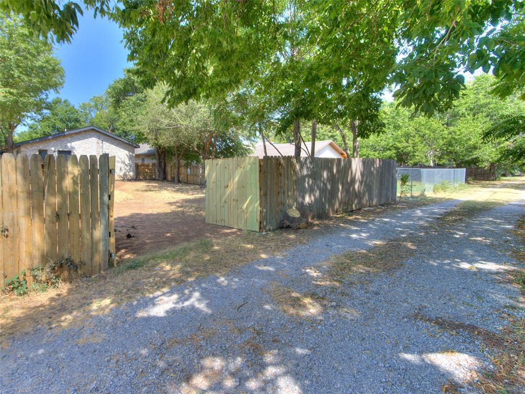 833 S Ellison Avenue Property Photo 5