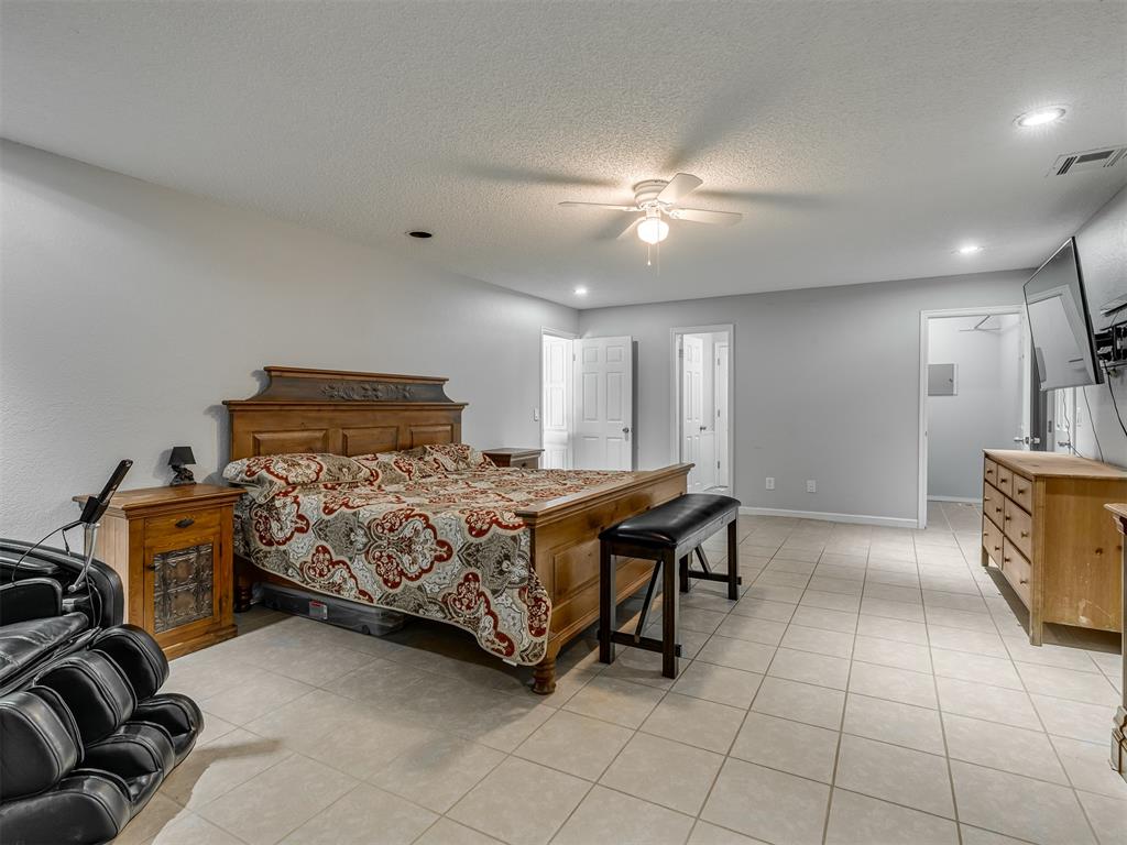 3100 N Meadowood Drive Property Photo 21