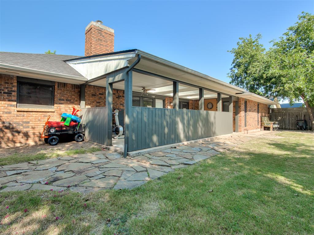 3100 N Meadowood Drive Property Photo 38
