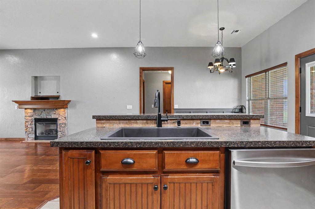 403 Scissor Tail Lane Property Photo 8
