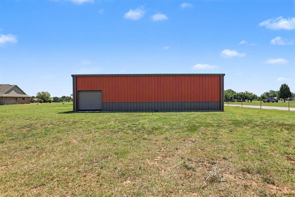 403 Scissor Tail Lane Property Photo 29