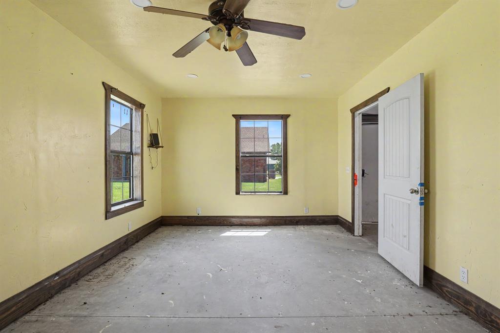 403 Scissor Tail Lane Property Photo 32