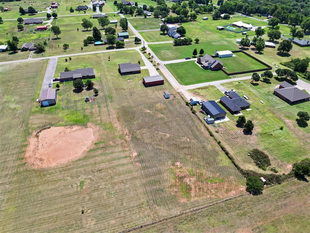 403 Scissor Tail Lane Property Photo 38