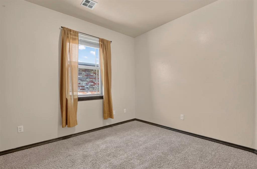 3712 Oakridge Circle Property Photo 19