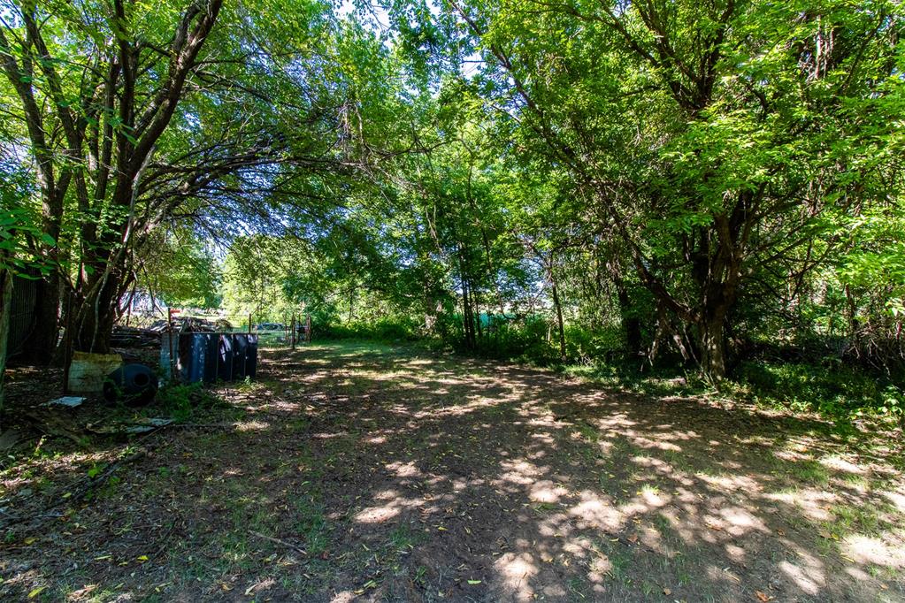 12814 Decker Drive Property Photo 3