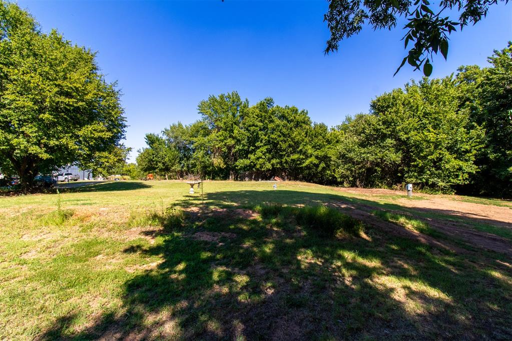 12814 Decker Drive Property Photo 4