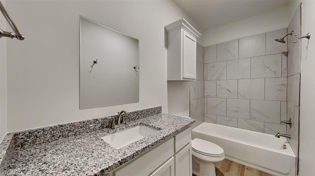 11517 University Drive Property Photo 13