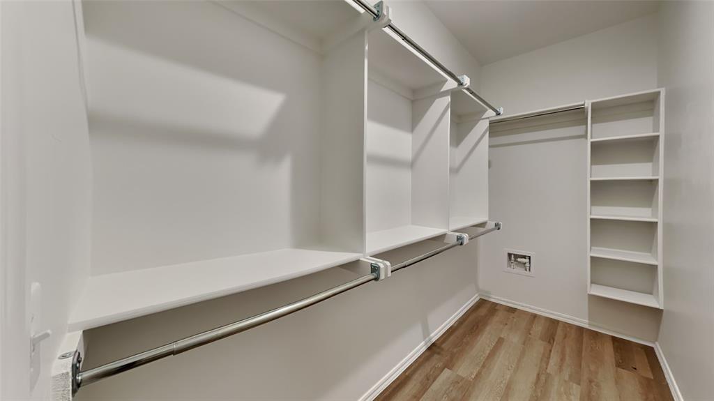 11517 University Drive Property Photo 14