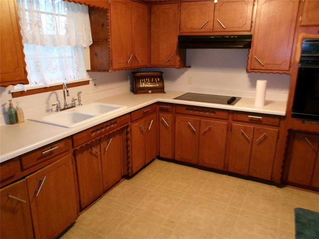 4813 N Woodland Park Terrace Property Photo 3