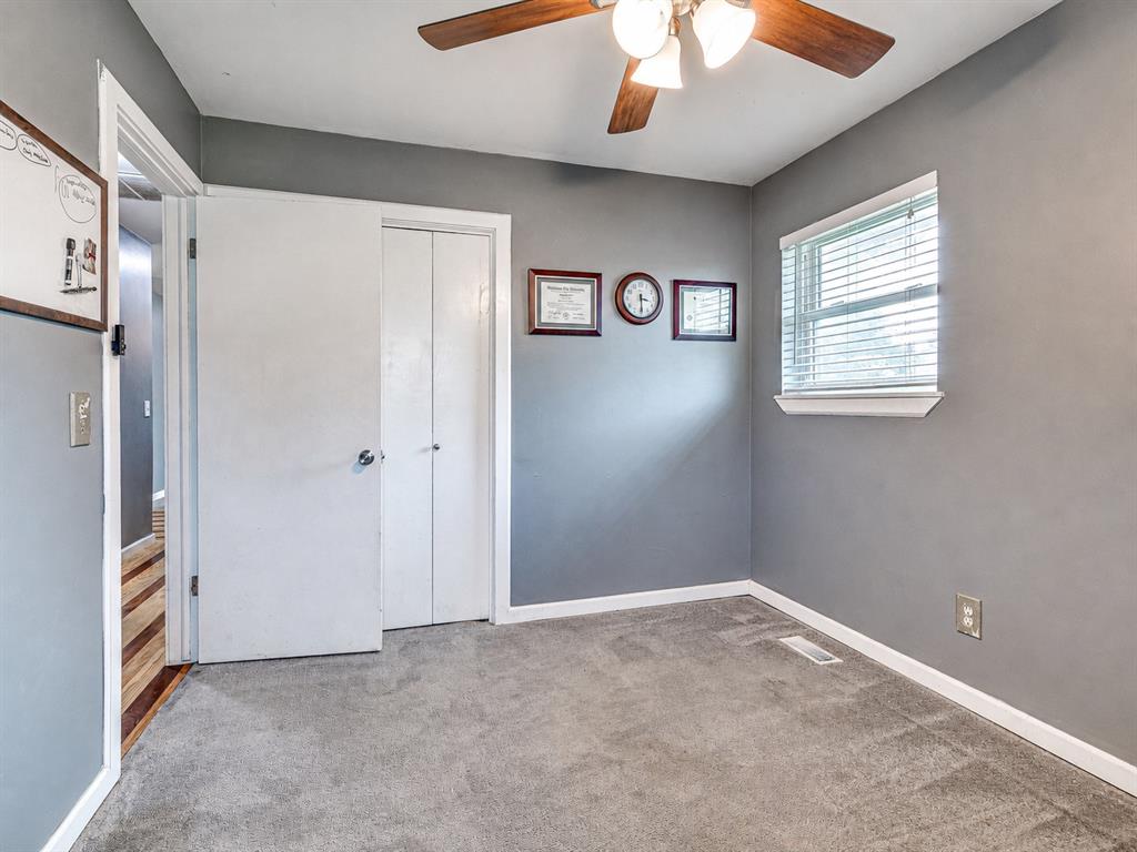 411 Oak Creek Drive Property Photo 20
