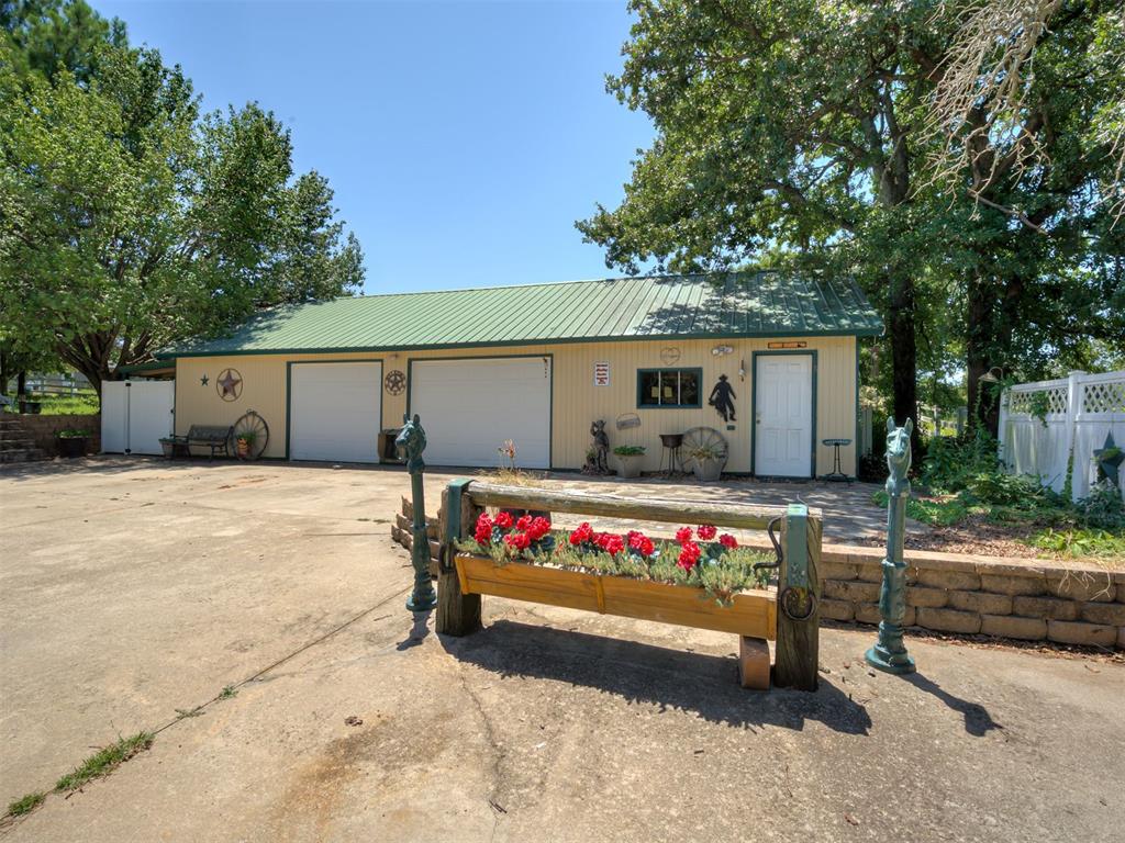 18702 Dawn Road Property Photo 3