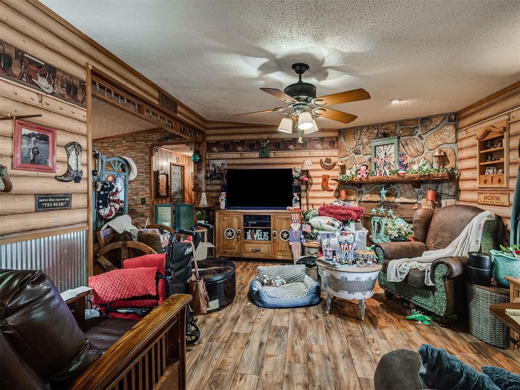 18702 Dawn Road Property Photo 10