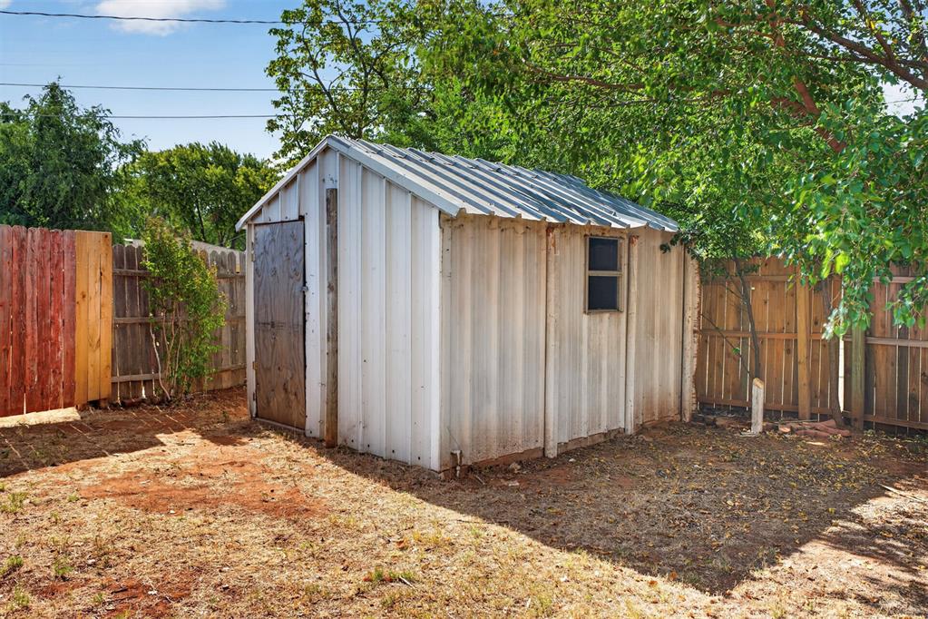 186 Helen Hocker Street Property Photo 25