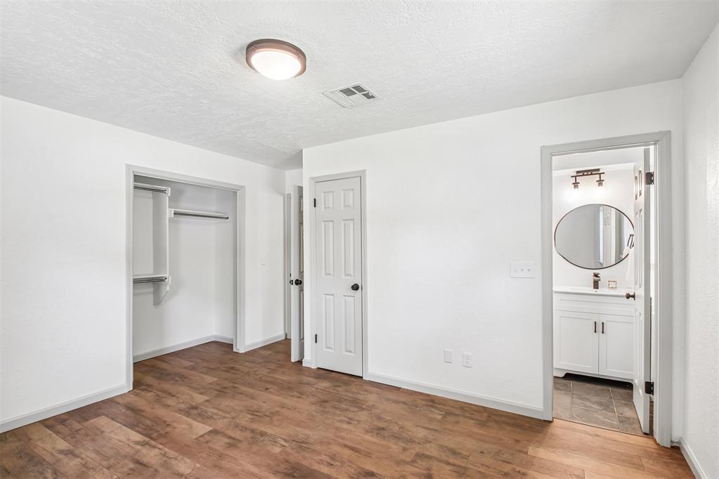 11093 Ione Drive Property Photo 10