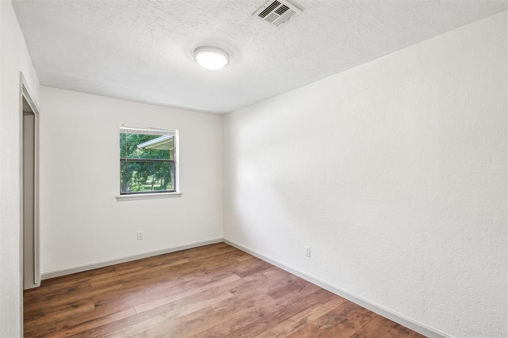 11093 Ione Drive Property Photo 13