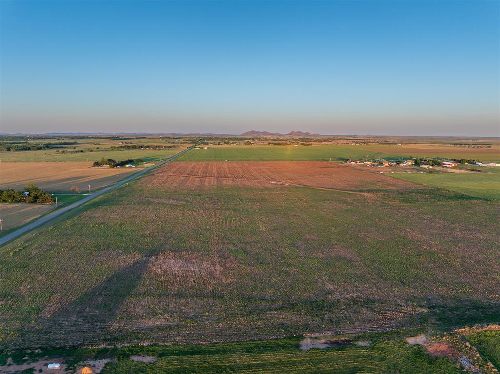 1241761 Property Photo 3