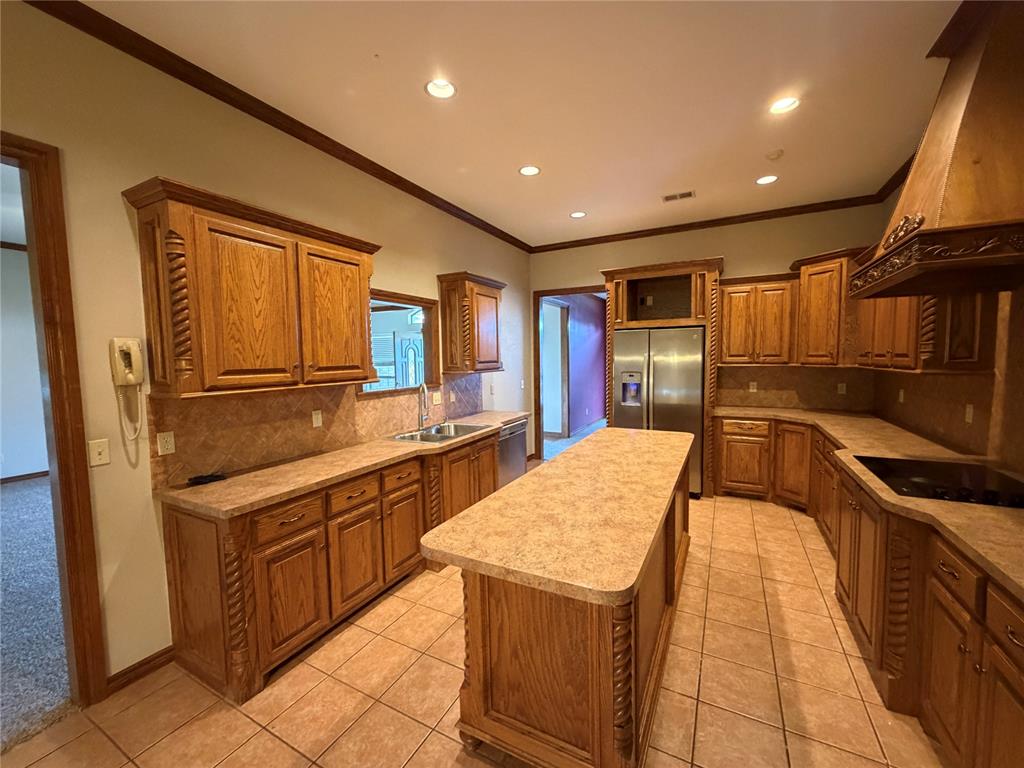 2816 Land Run Road Property Photo 12