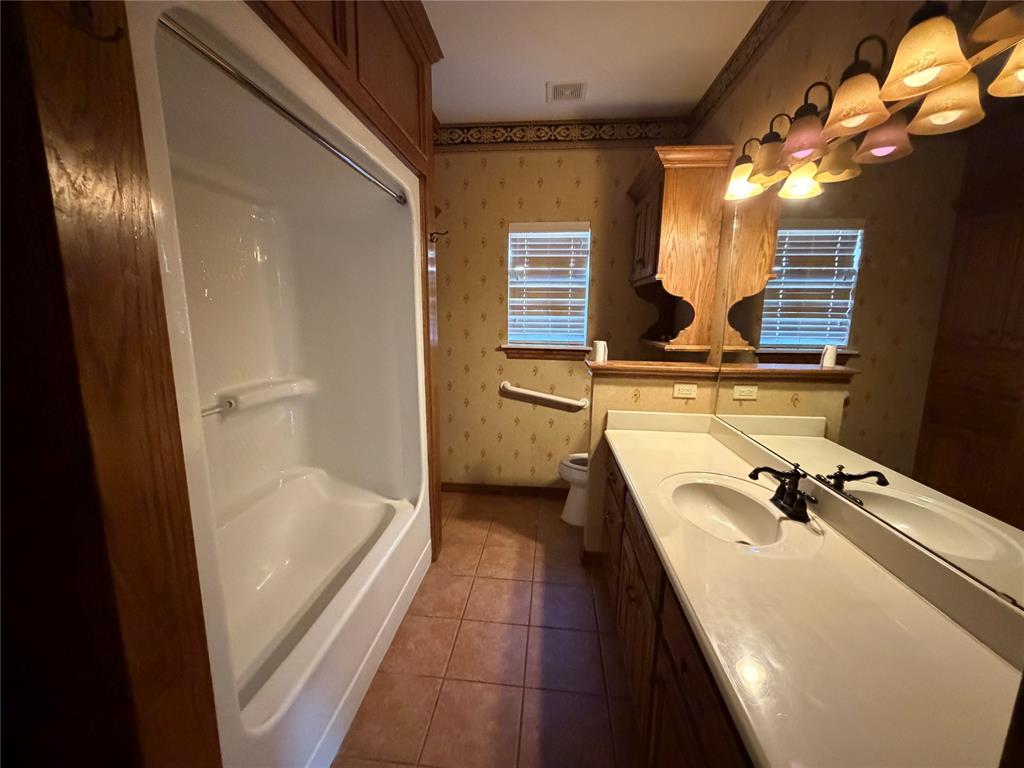 2816 Land Run Road Property Photo 19