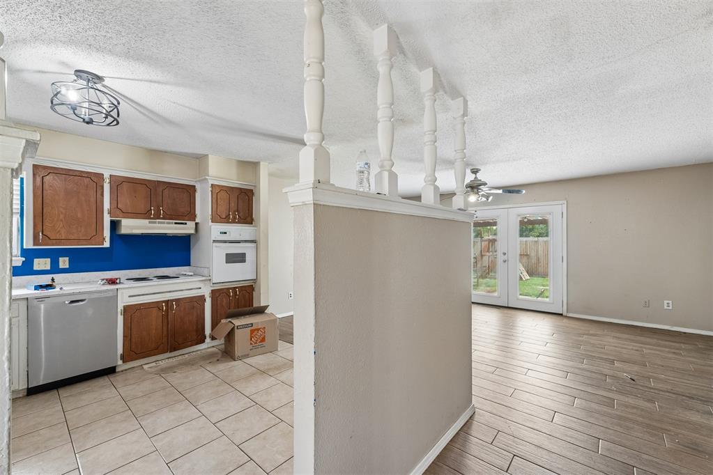207 Del Mar Drive Property Photo 4