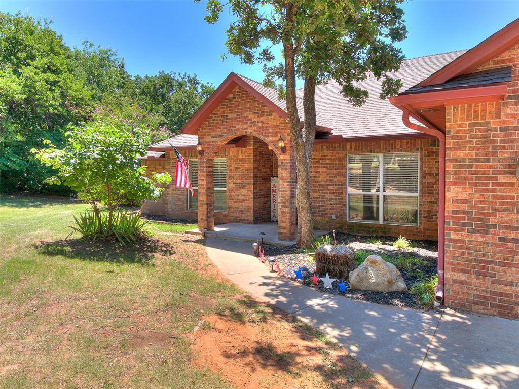 7824 Bobwhite Trail Property Photo 3