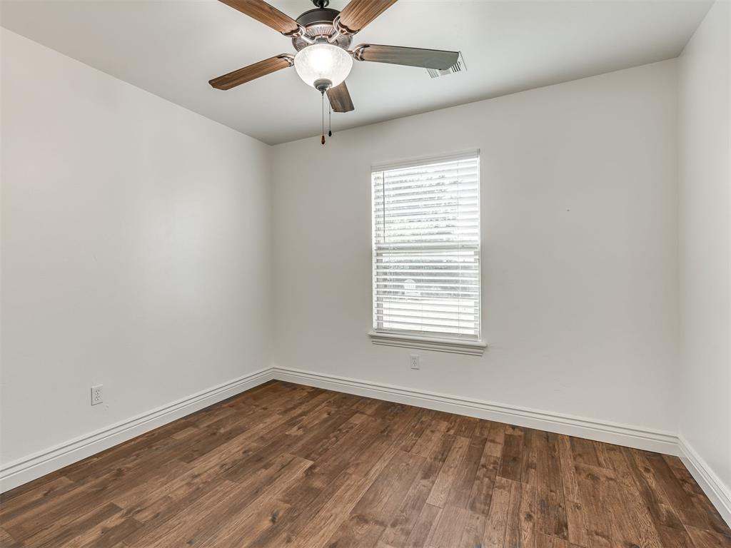 4904 Nw 155th Street Property Photo 27