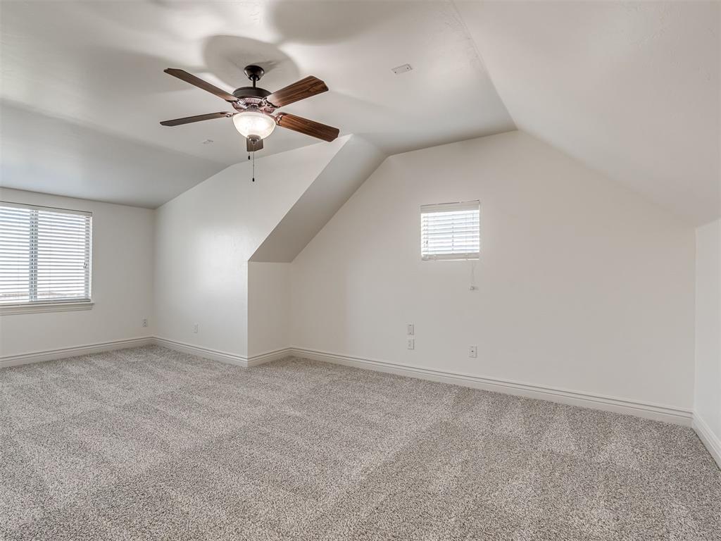 4904 Nw 155th Street Property Photo 33