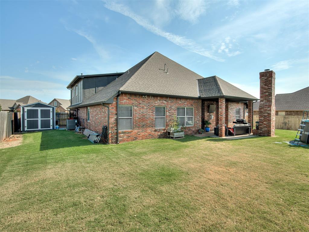4904 Nw 155th Street Property Photo 42