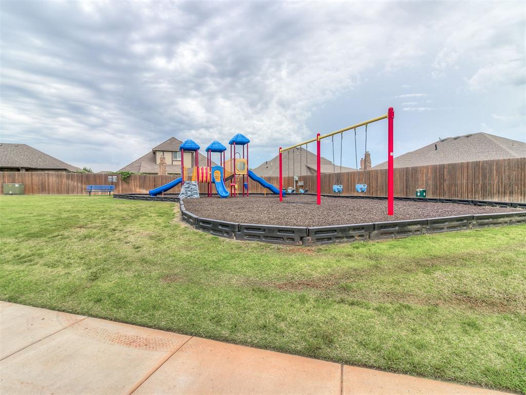 4904 Nw 155th Street Property Photo 49