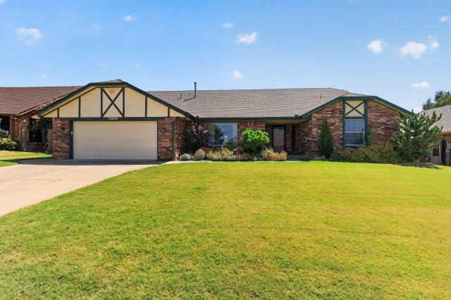 10800 W Country Drive Property Photo 3