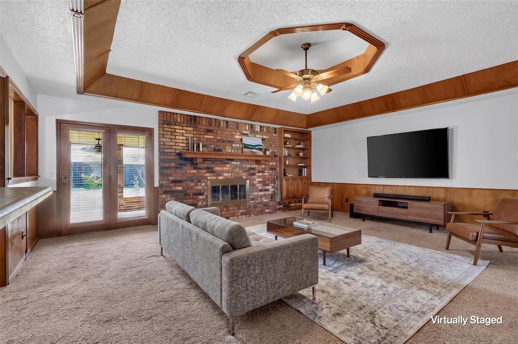 10800 W Country Drive Property Photo 8
