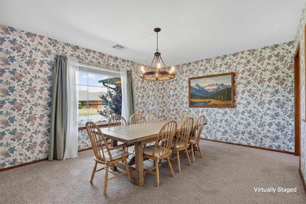 10800 W Country Drive Property Photo 9