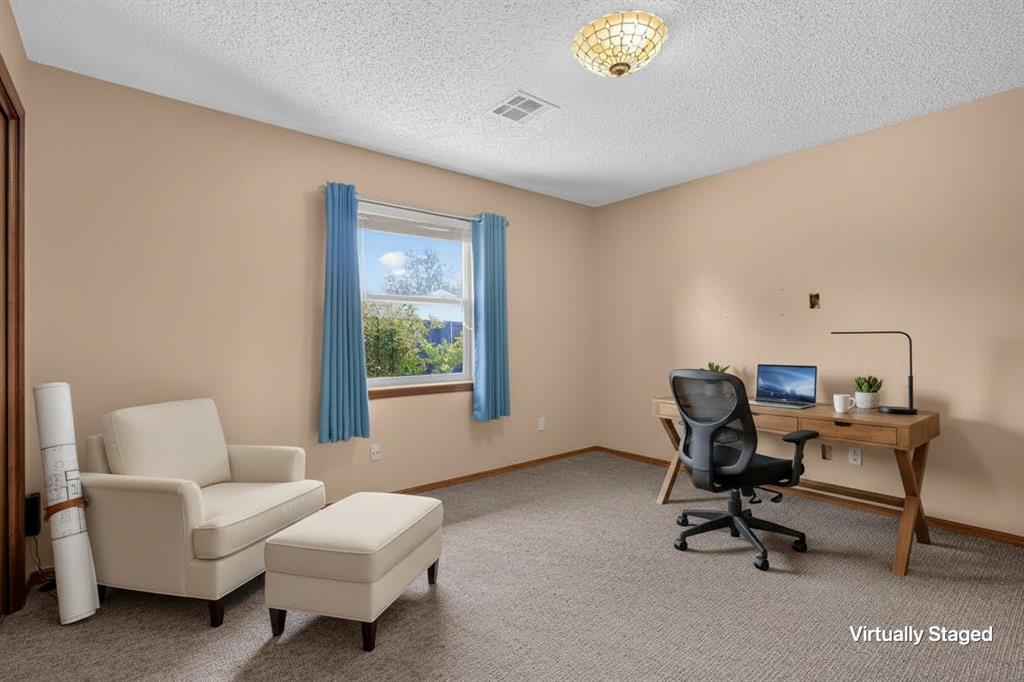 10800 W Country Drive Property Photo 21