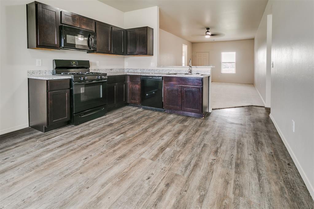 309 Foxtrot Terrace Property Photo 9