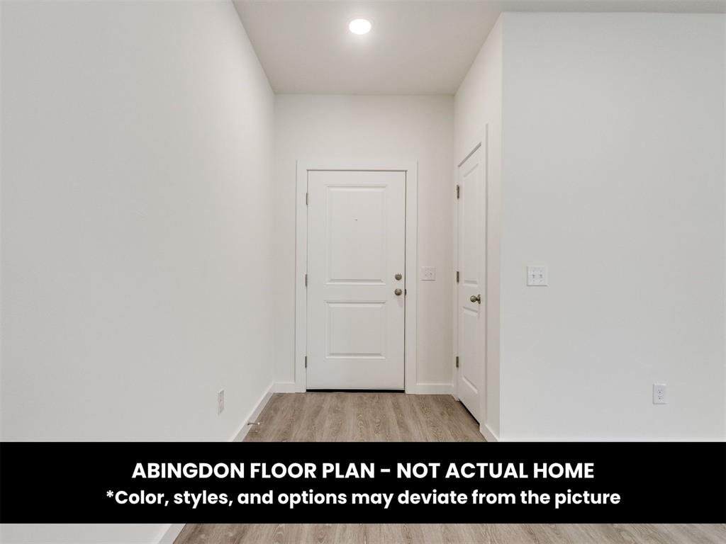 1120 E Stallion Lane Property Photo 7