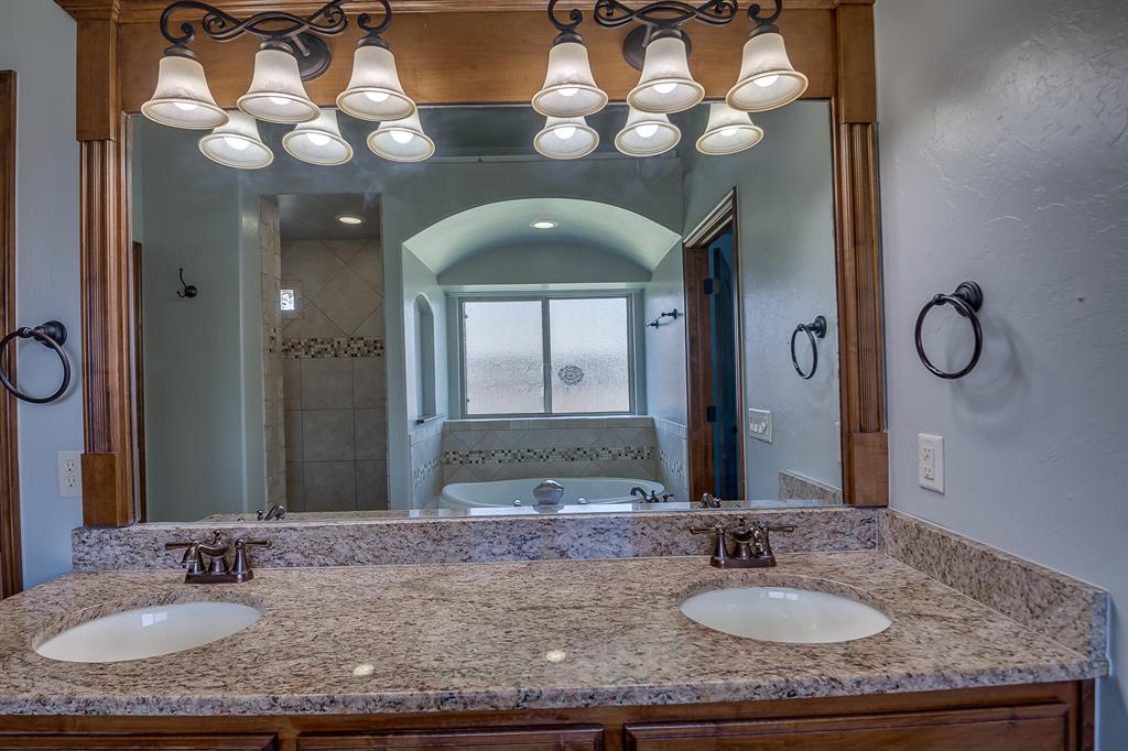 6313 Whispering Grove Drive Property Photo 37