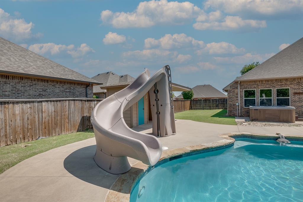6313 Whispering Grove Drive Property Photo 46