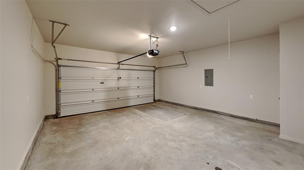 8012 Labelle Drive Property Photo 14