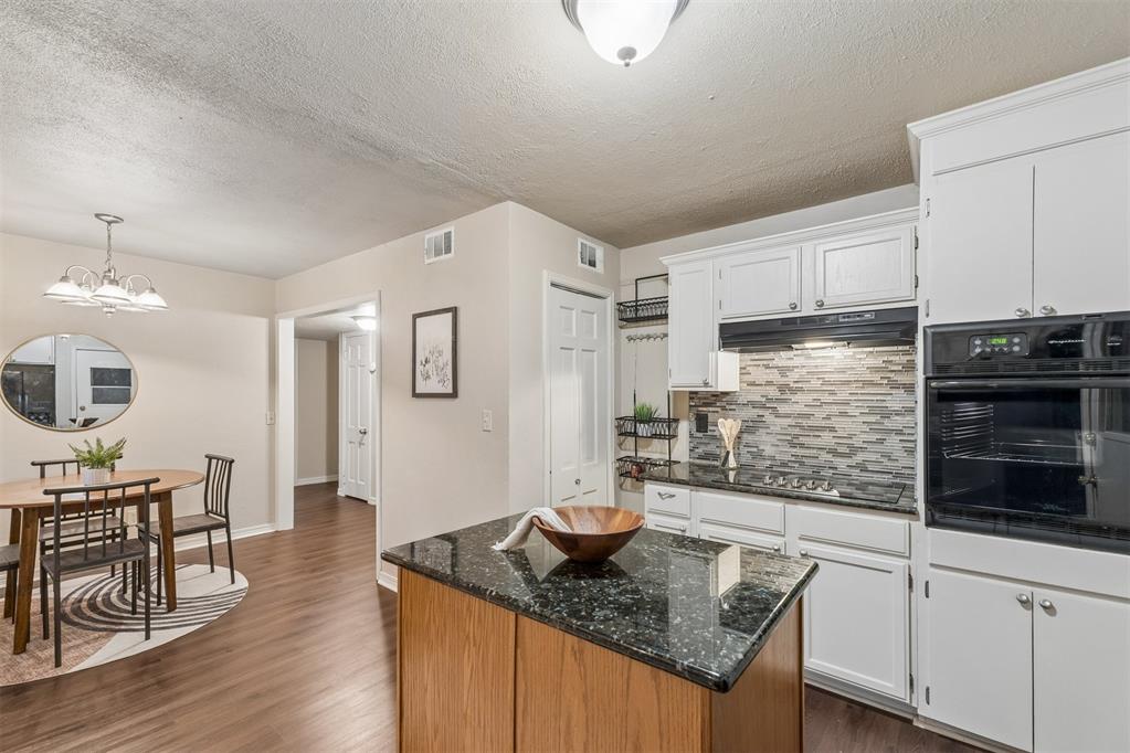 5737 Nw 47th Street Property Photo 9